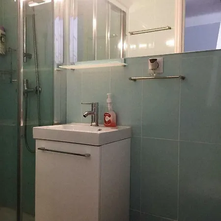 Oporto Beach Hostel *